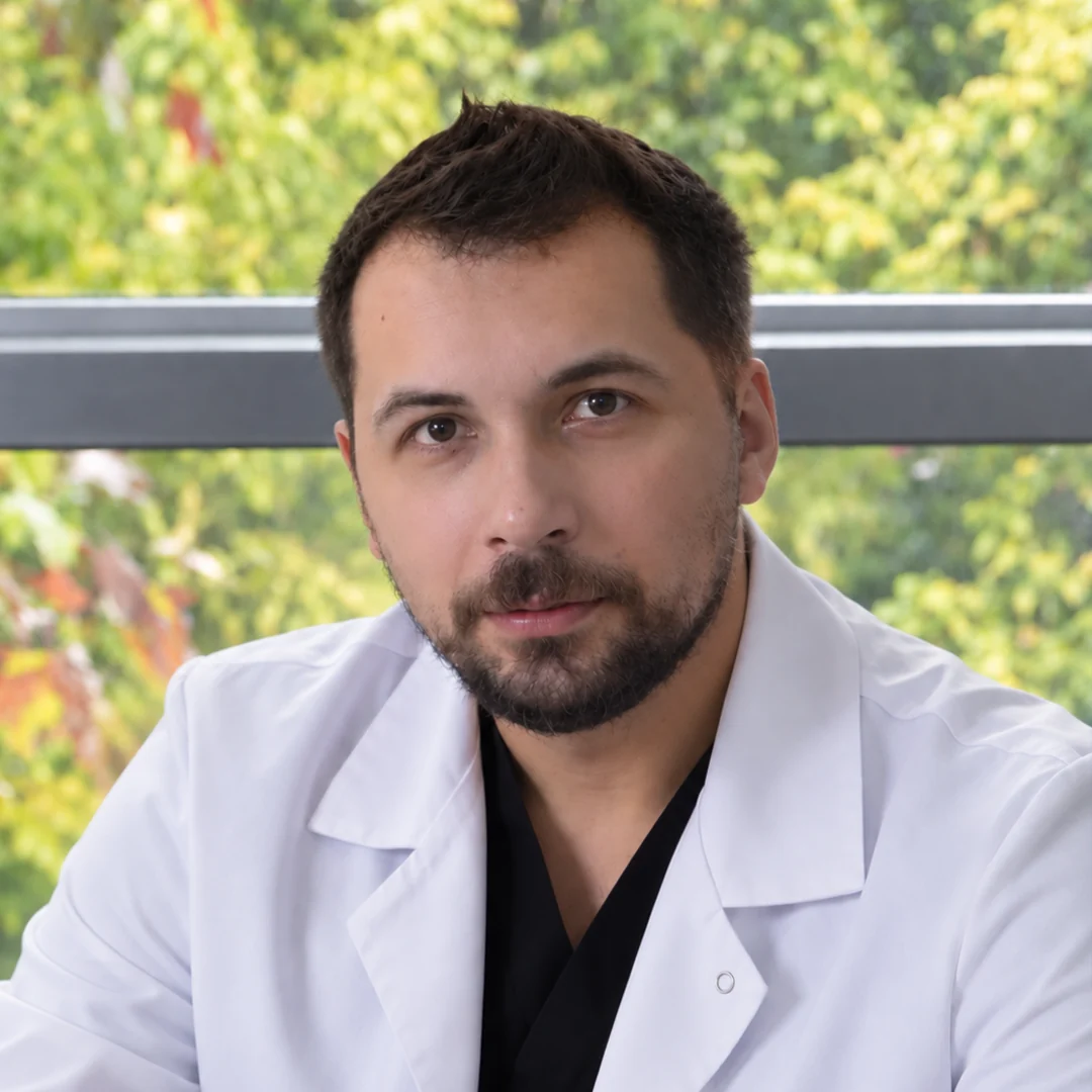 Dt. Burak Balcıoğlu